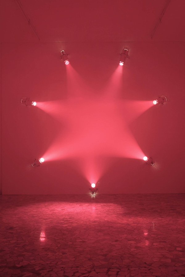 http://www.pixelcreation.fr/fileadmin/img/sas_image/galerie/art/fiac_2007/20.jpg