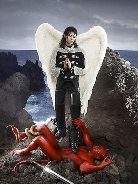 Bonne et heureuse année à tous.. - Page 8 David%20LaChapelle%20Archangel%20Michael