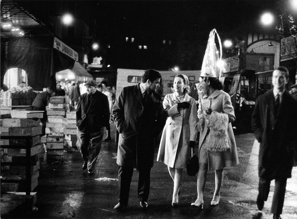 Doisneau-Paris-les Halles Fete